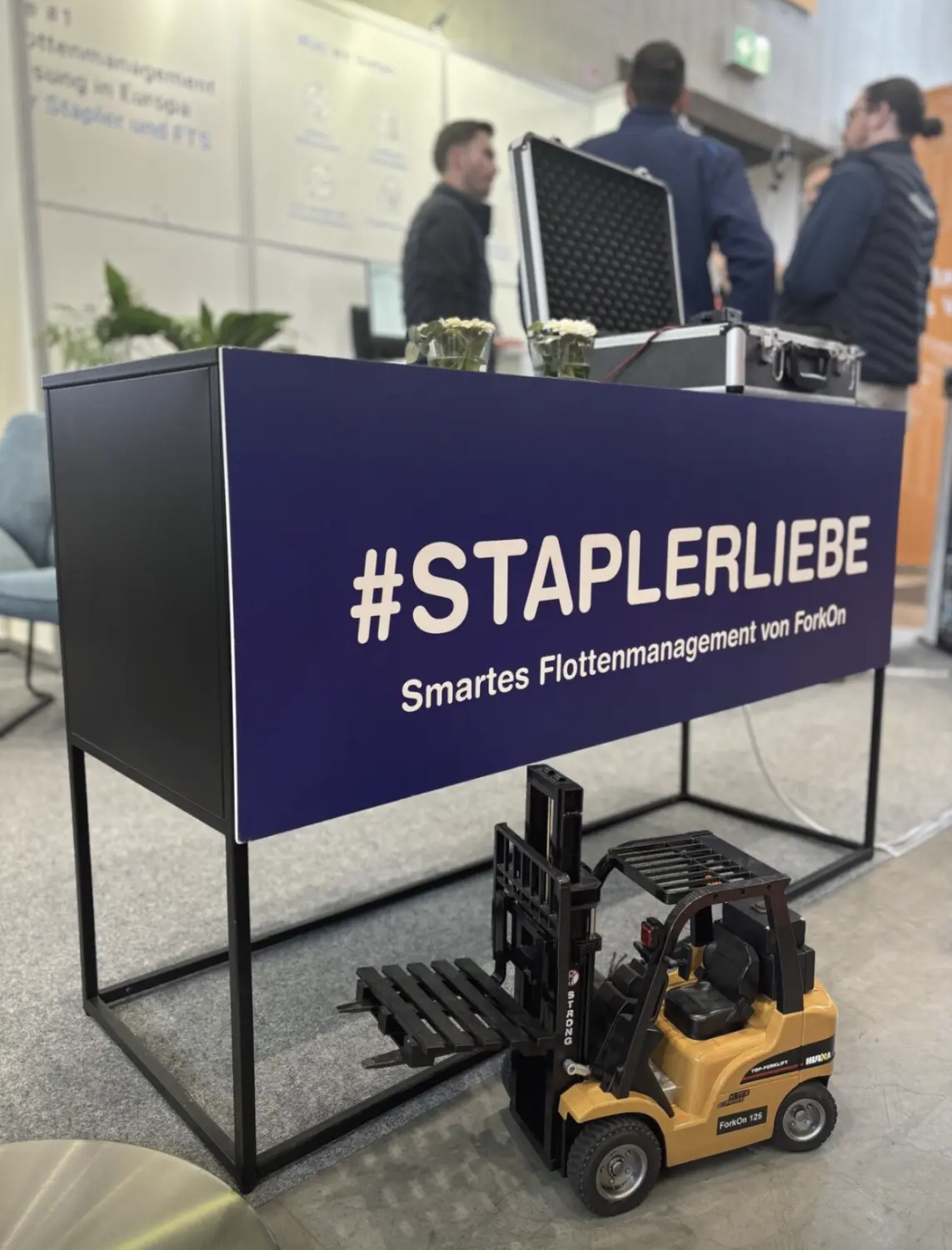 Lagerkran von ForkOn GmbH